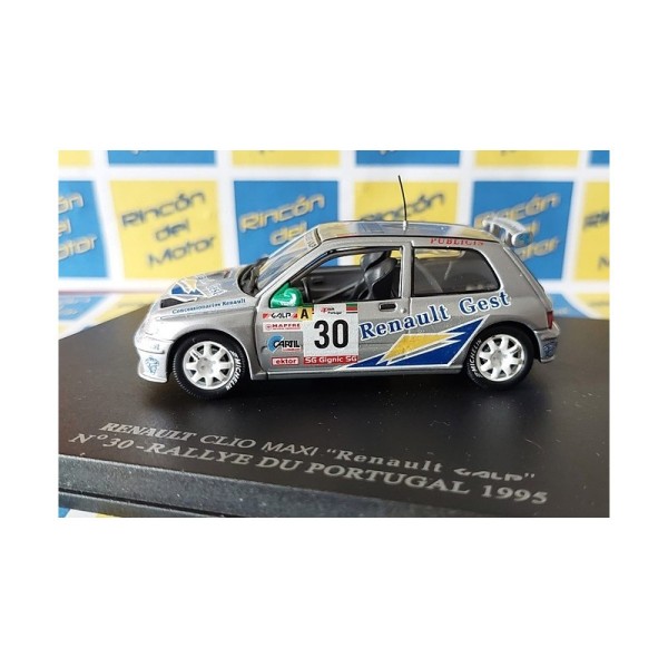 Renault Clio Maxi "Renault GALP" Rallye de Portugal 1995 N°30 Azeredo-Prata - Miniatura Universal Hobbies 1/43
